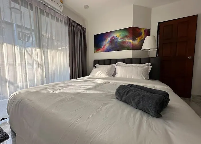 Private Cozy House @chatcuchak Casa de férias *